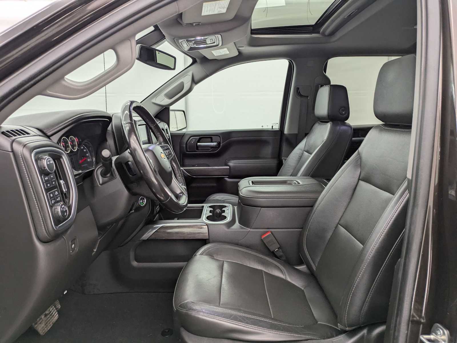 Thumbnail: 2020 Chevrolet Silverado 1500 - 17