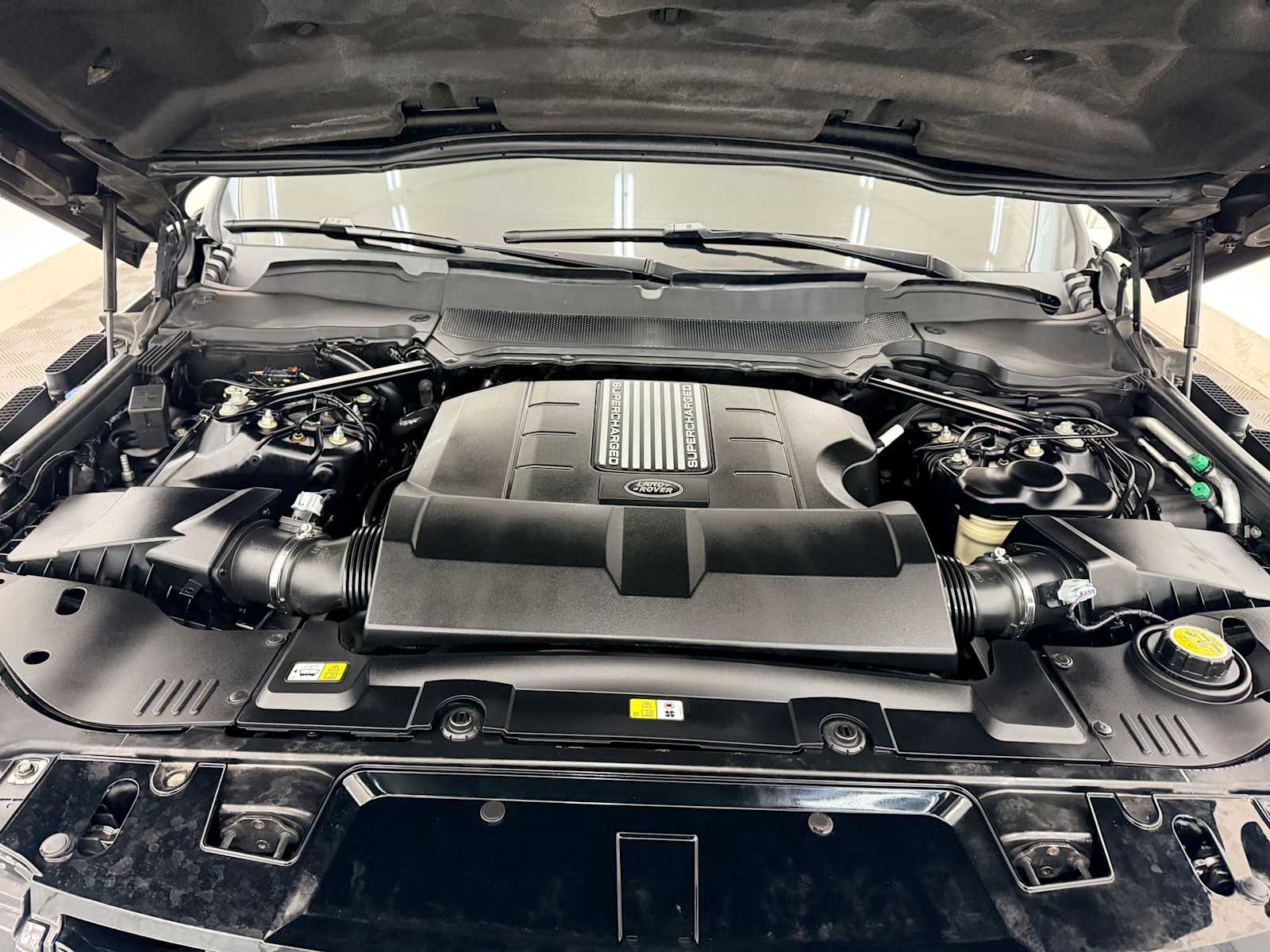 Thumbnail: 2018 Land Rover Range Rover Sport - 15