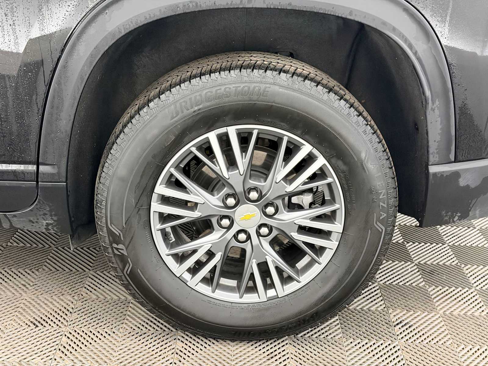 Thumbnail: 2025 Chevrolet Traverse - 13