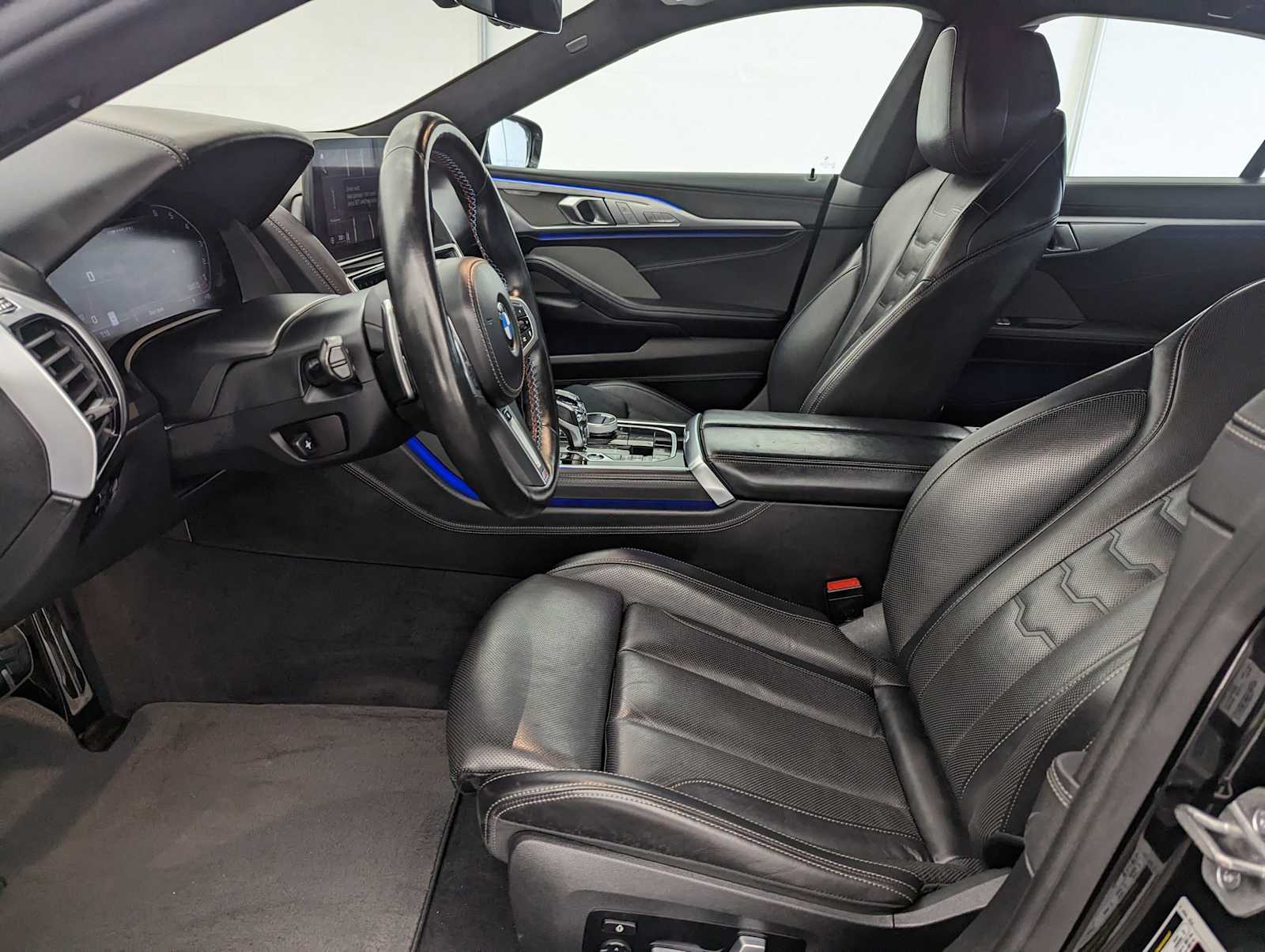 Thumbnail: 2023 BMW 8 Series - 17
