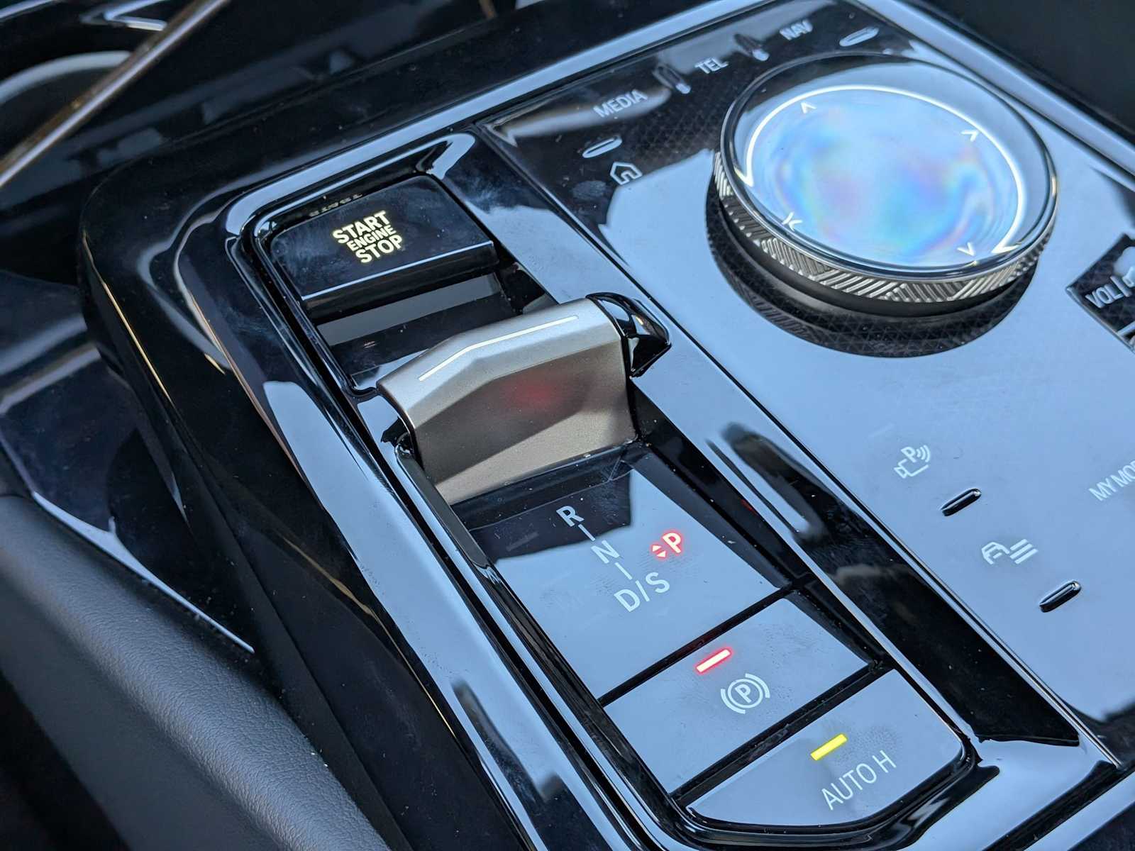 Thumbnail: 2024 BMW 5 Series - 33