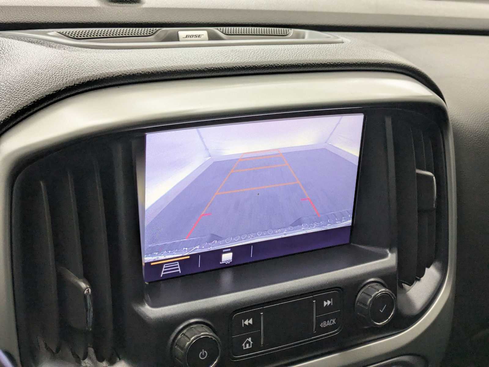 Thumbnail: 2019 Chevrolet Colorado - 32