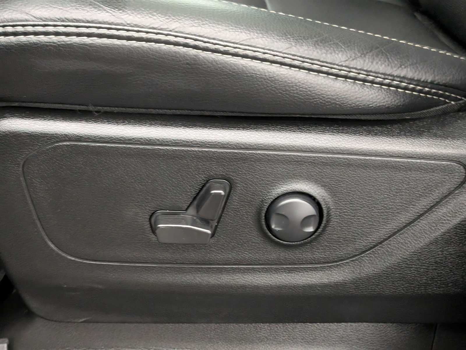 Thumbnail: 2023 RAM 1500 - 19