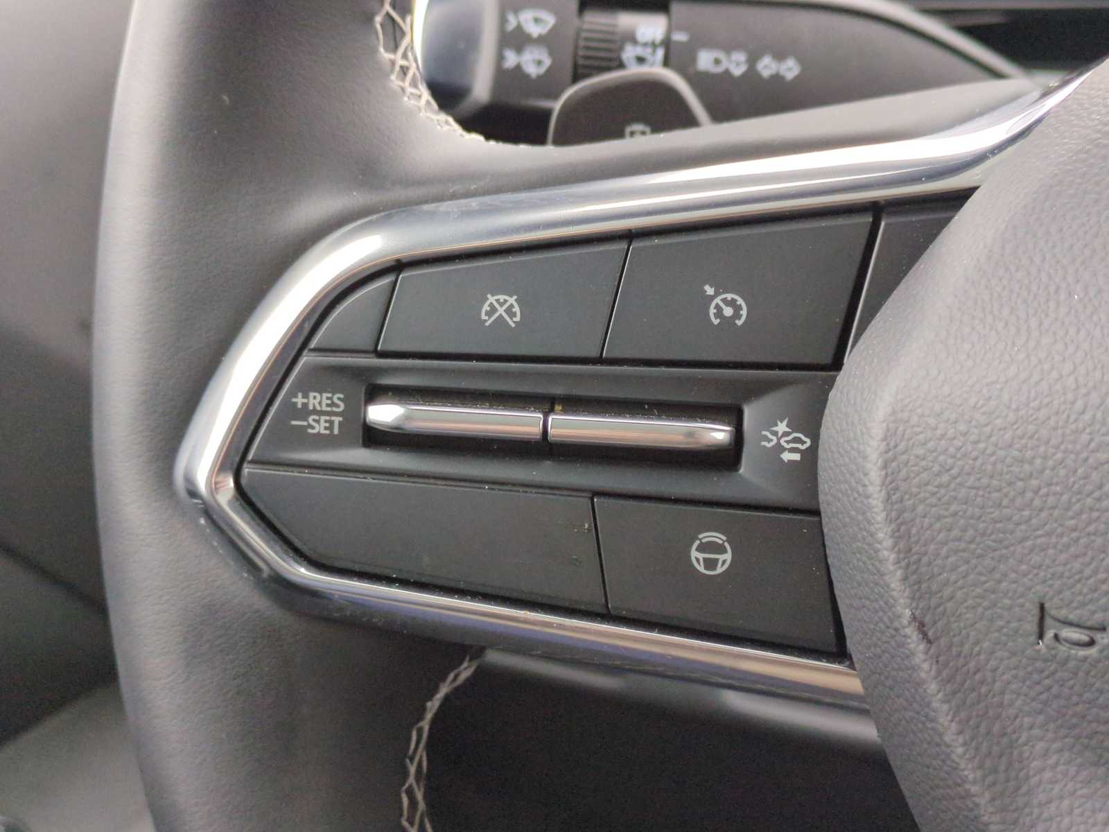 Thumbnail: 2026 Chevrolet Silverado EV - 23