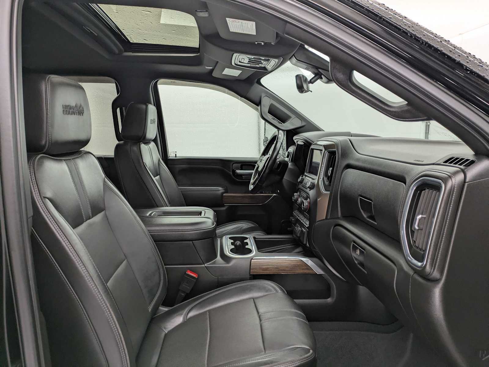 Thumbnail: 2021 Chevrolet Silverado 2500 - 25