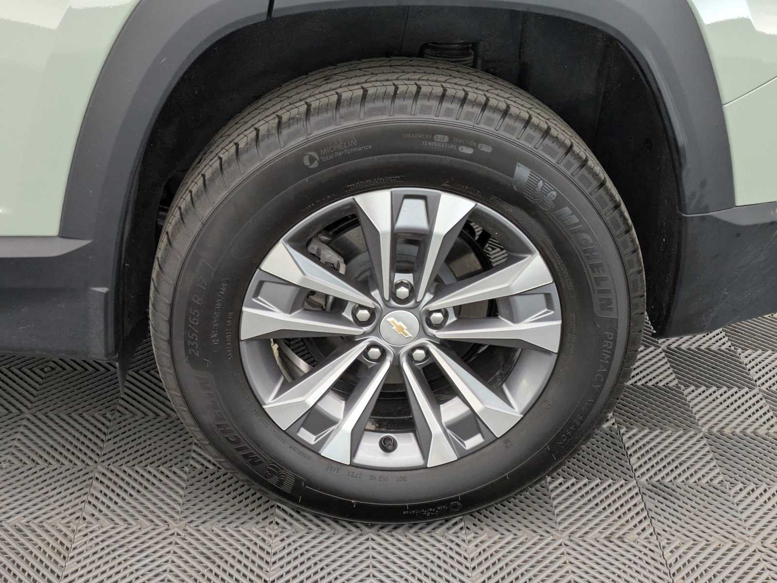 Thumbnail: 2026 Chevrolet Equinox - 13