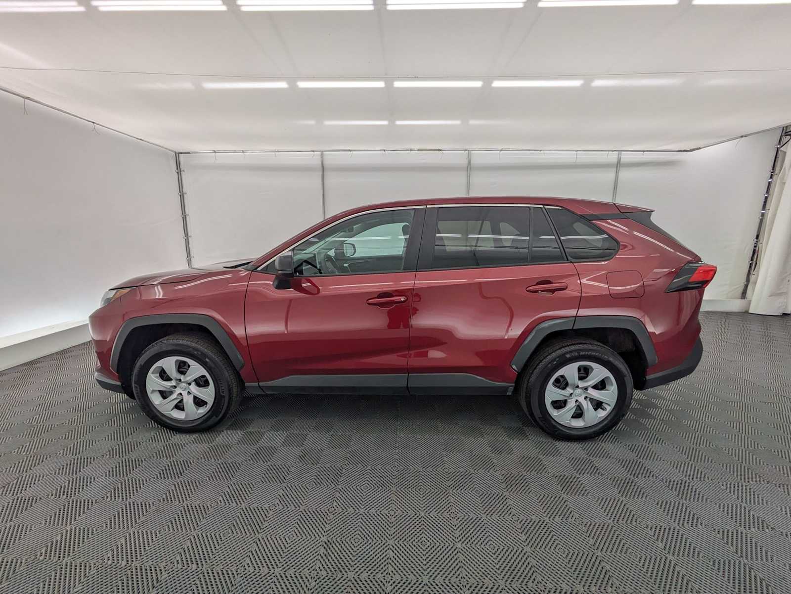 Thumbnail: 2024 Toyota RAV4 - 3