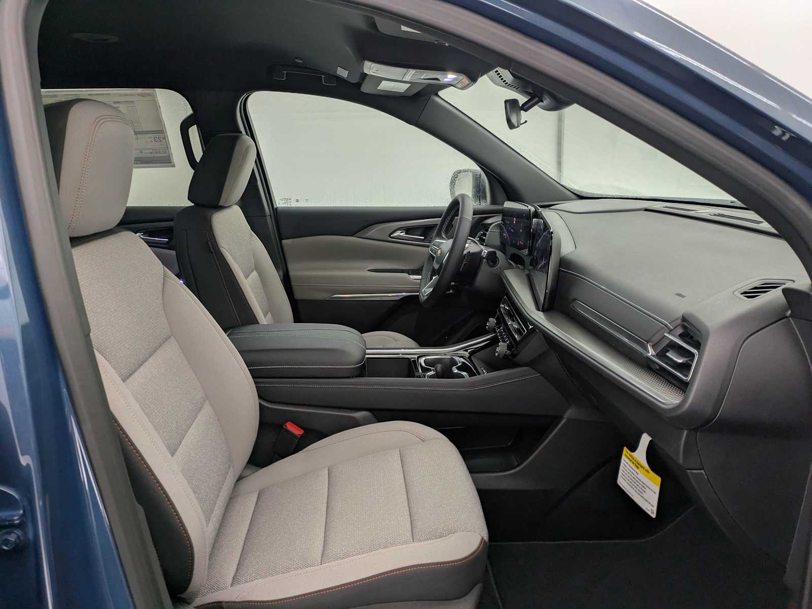 2025 Chevrolet Traverse LT 21