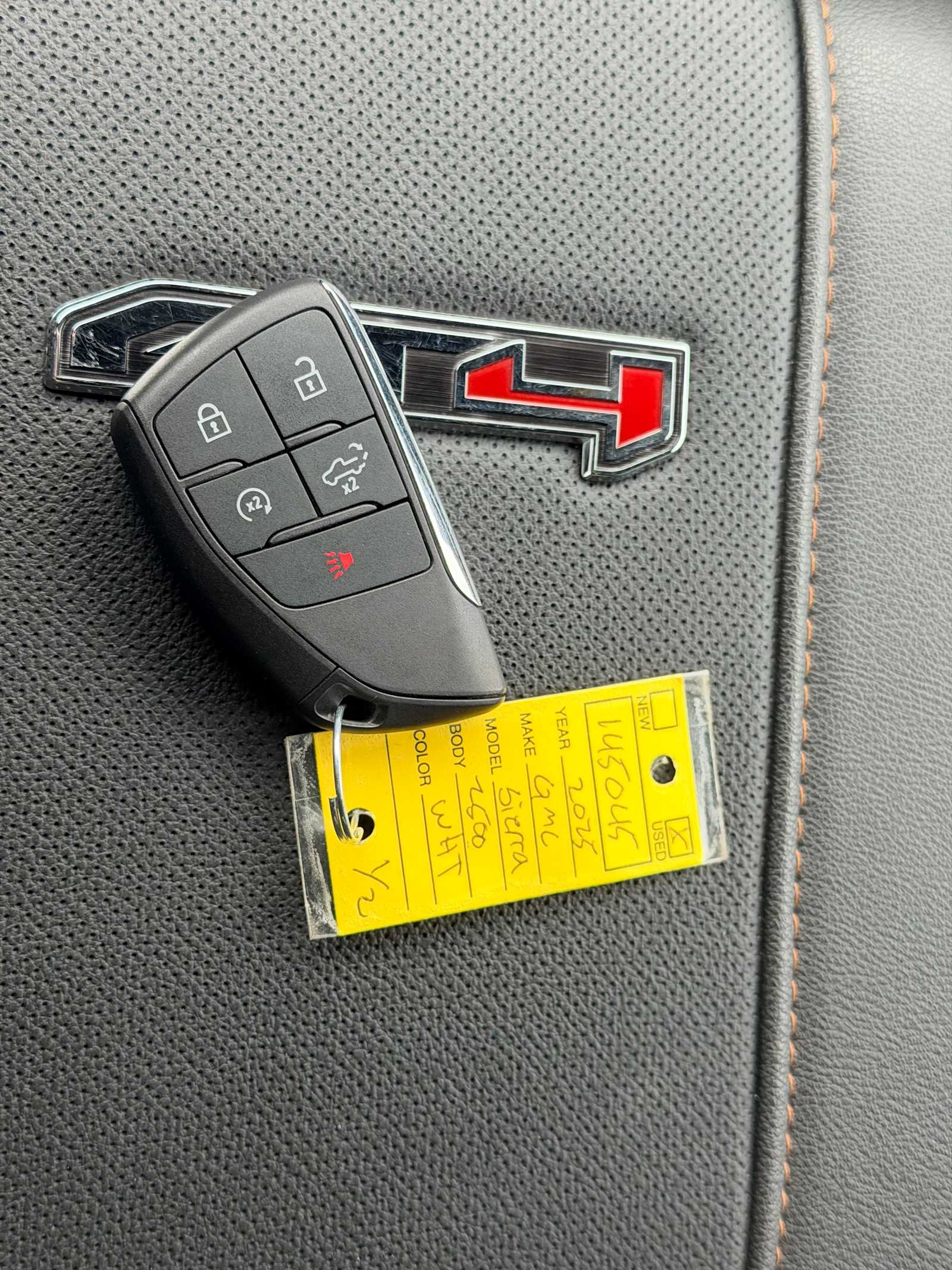 Thumbnail: 2025 GMC Sierra 2500 - 34