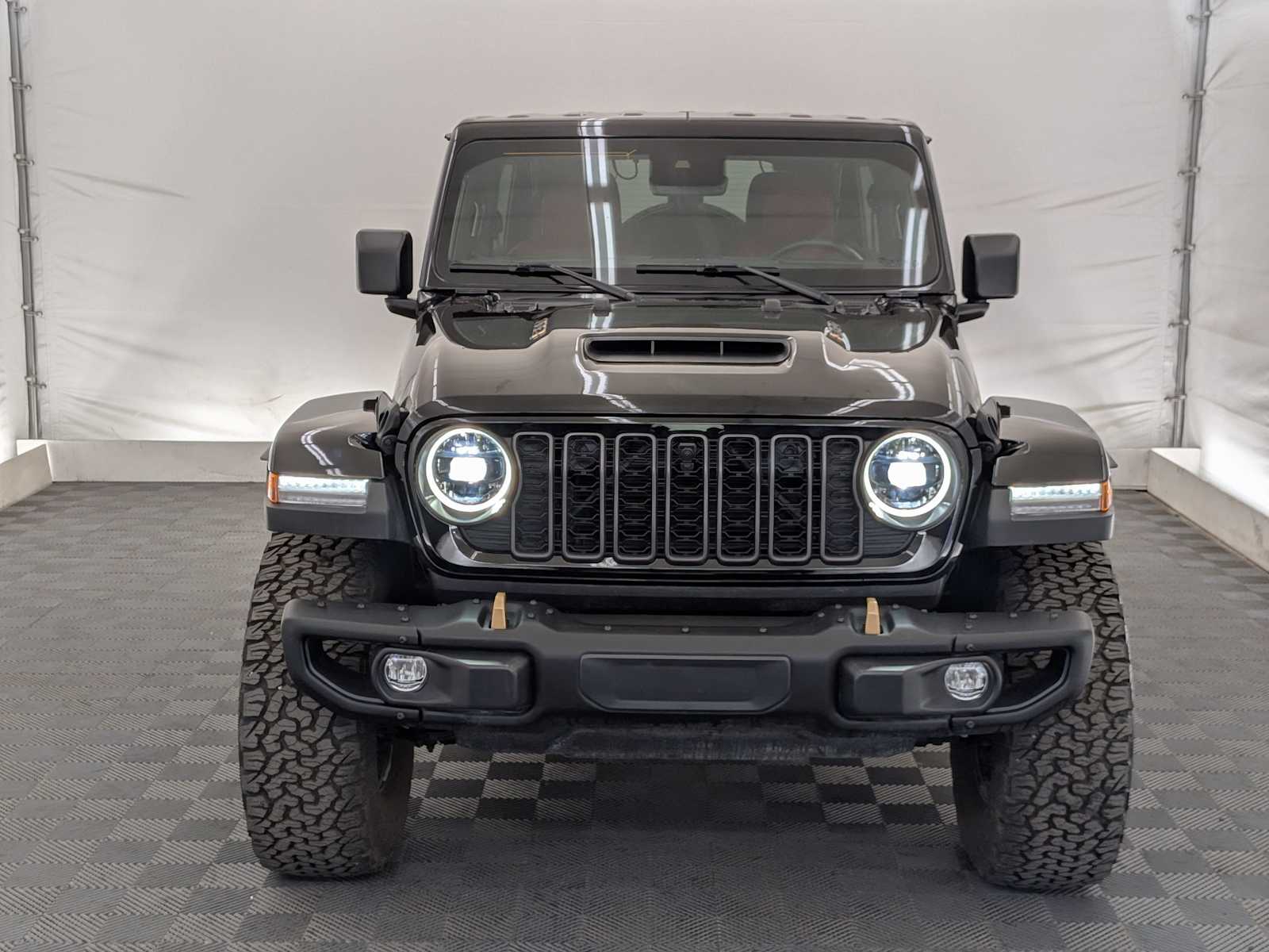 Thumbnail: 2024 Jeep Wrangler - 9