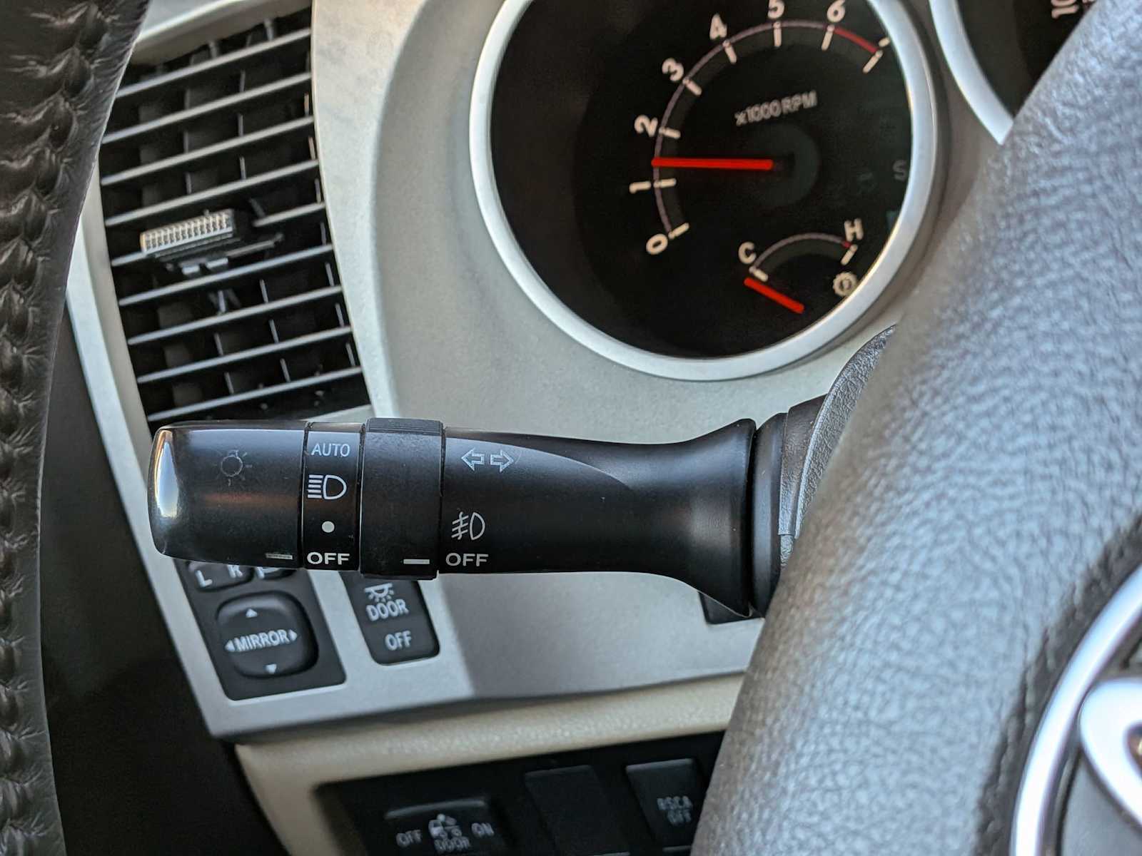 Thumbnail: 2008 Toyota Tundra - 30