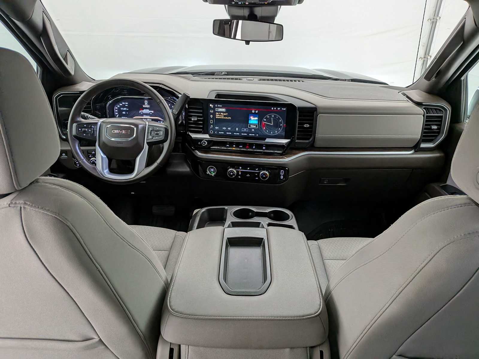 Thumbnail: 2023 GMC Sierra 1500 - 17