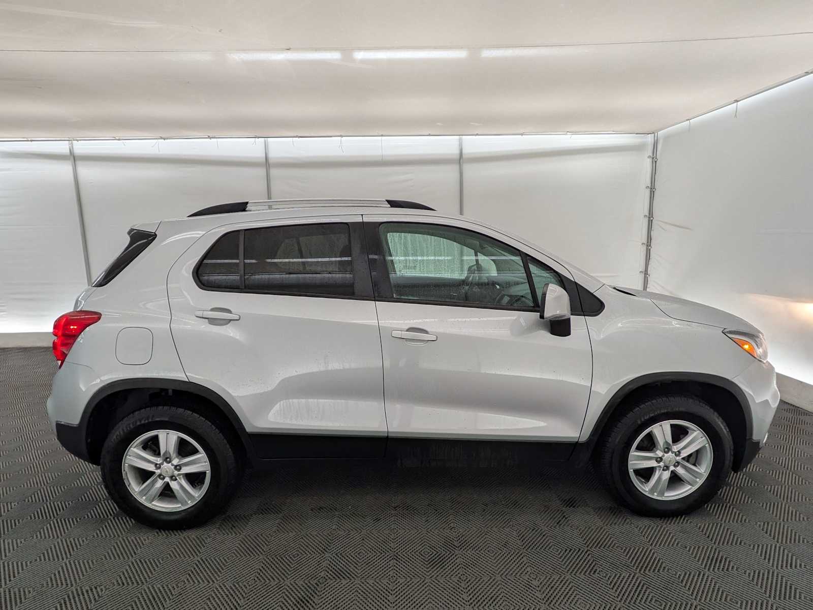 Thumbnail: 2021 Chevrolet Trax - 7