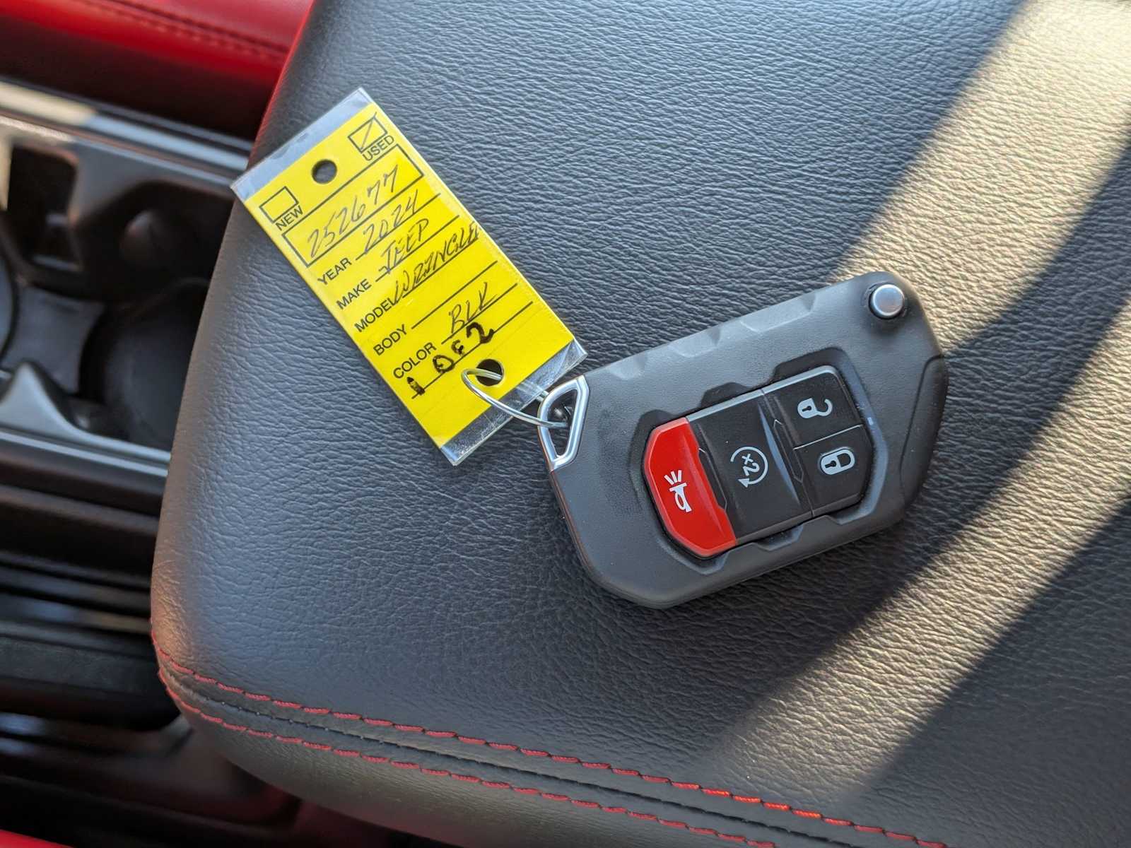 Thumbnail: 2024 Jeep Wrangler - 36