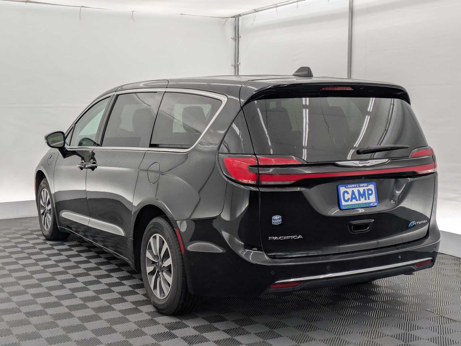 Thumbnail: 2024 Chrysler Pacifica - 4