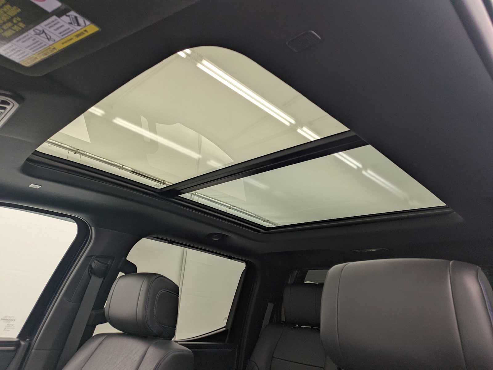 Thumbnail: 2024 Toyota Tundra - 21