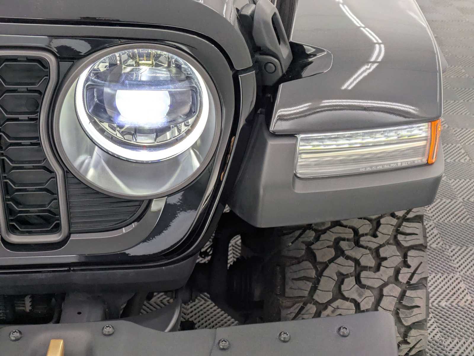 Thumbnail: 2024 Jeep Wrangler - 10