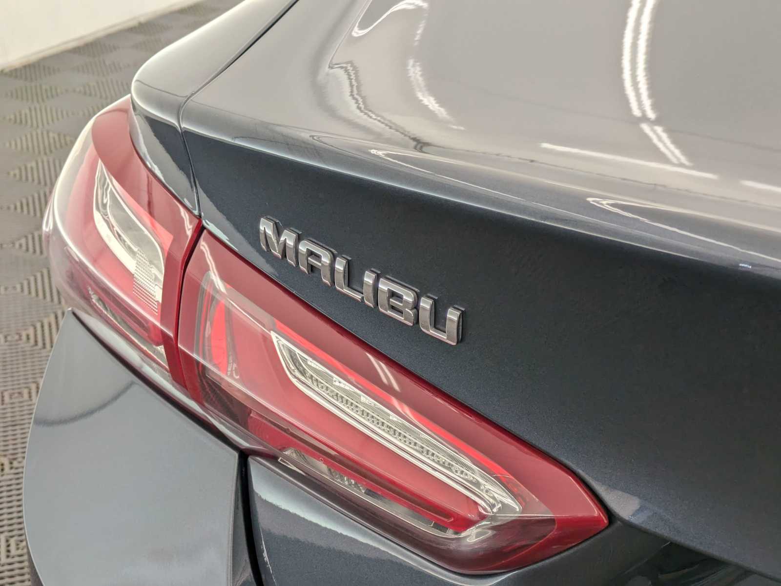 Thumbnail: 2020 Chevrolet Malibu - 13