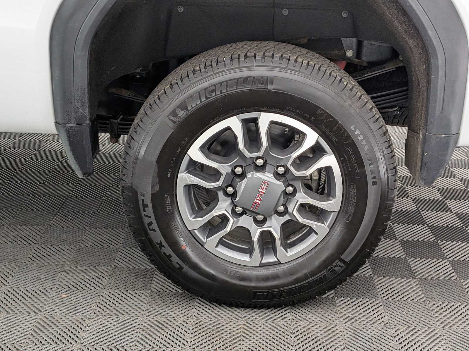 Thumbnail: 2025 GMC Sierra 3500 - 16