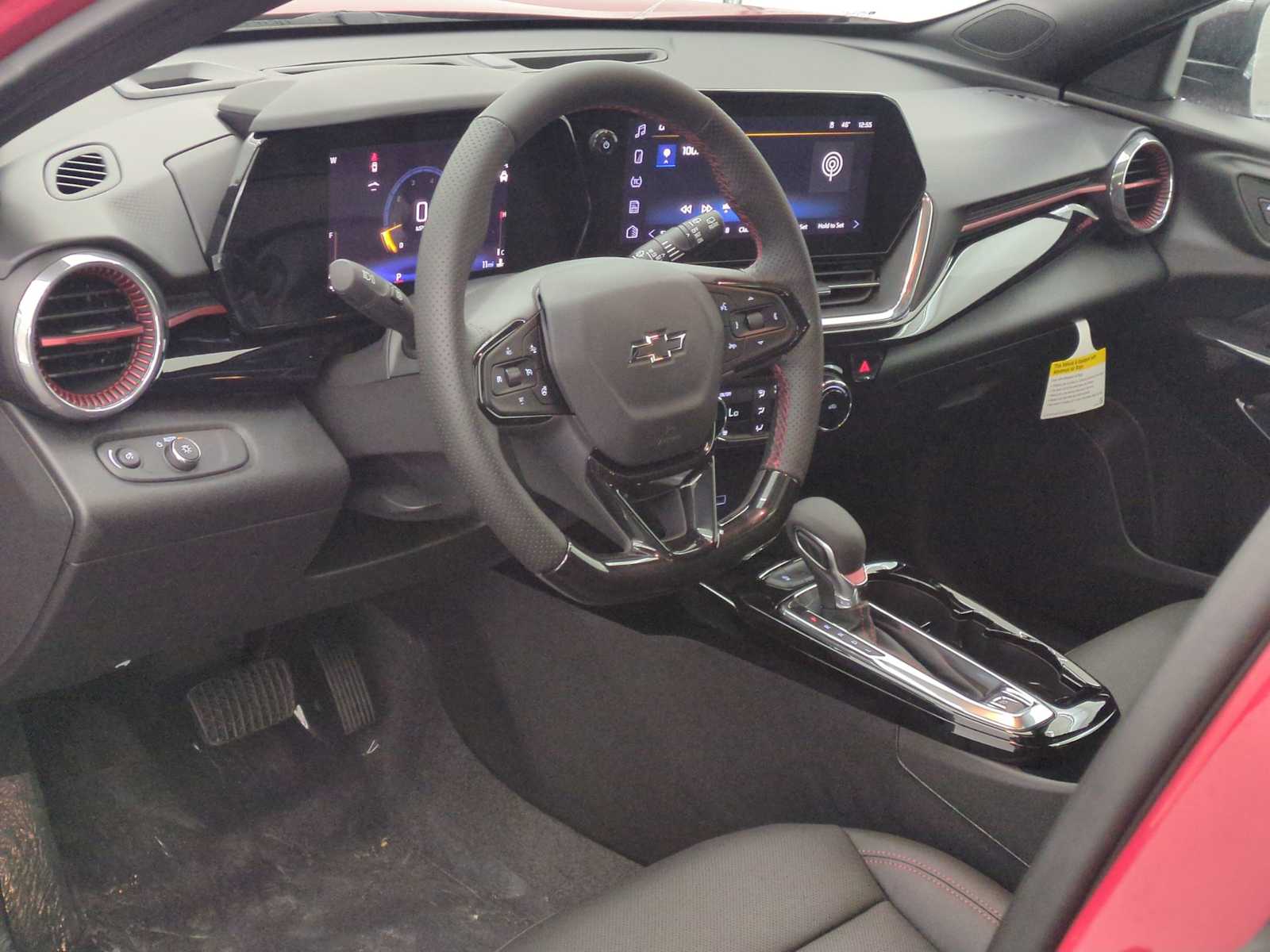 Thumbnail: 2026 Chevrolet Trax - 2