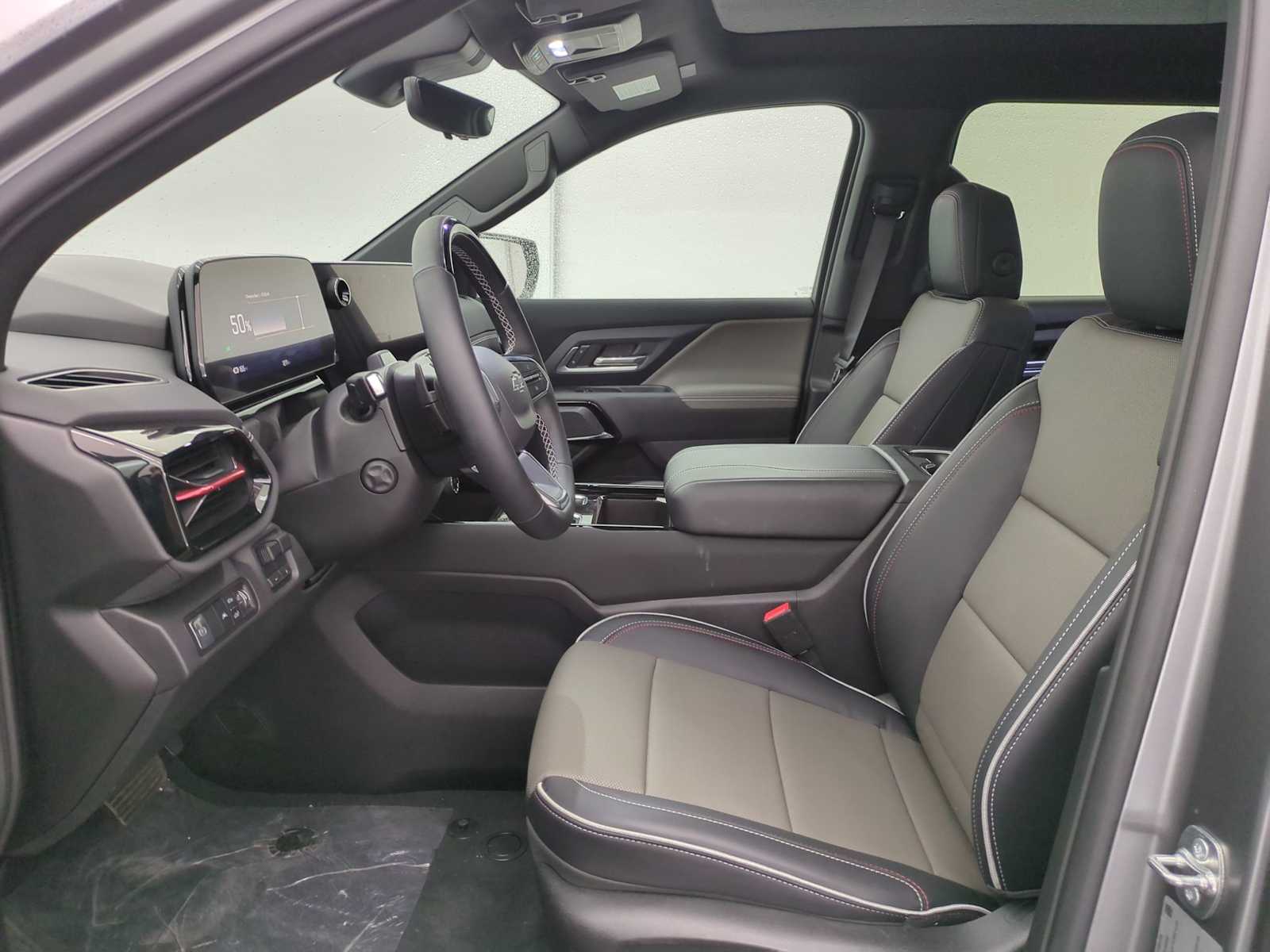 Thumbnail: 2026 Chevrolet Silverado EV - 15