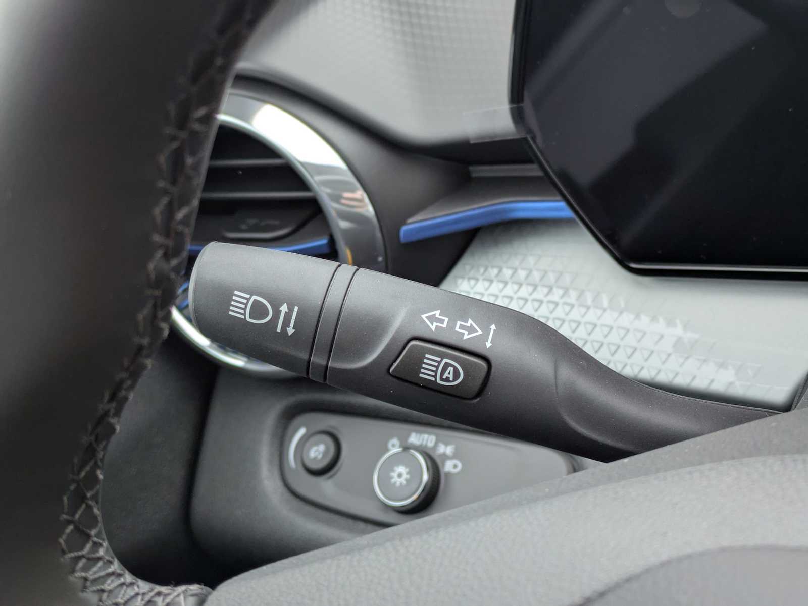 Thumbnail: 2026 Chevrolet Trax - 27