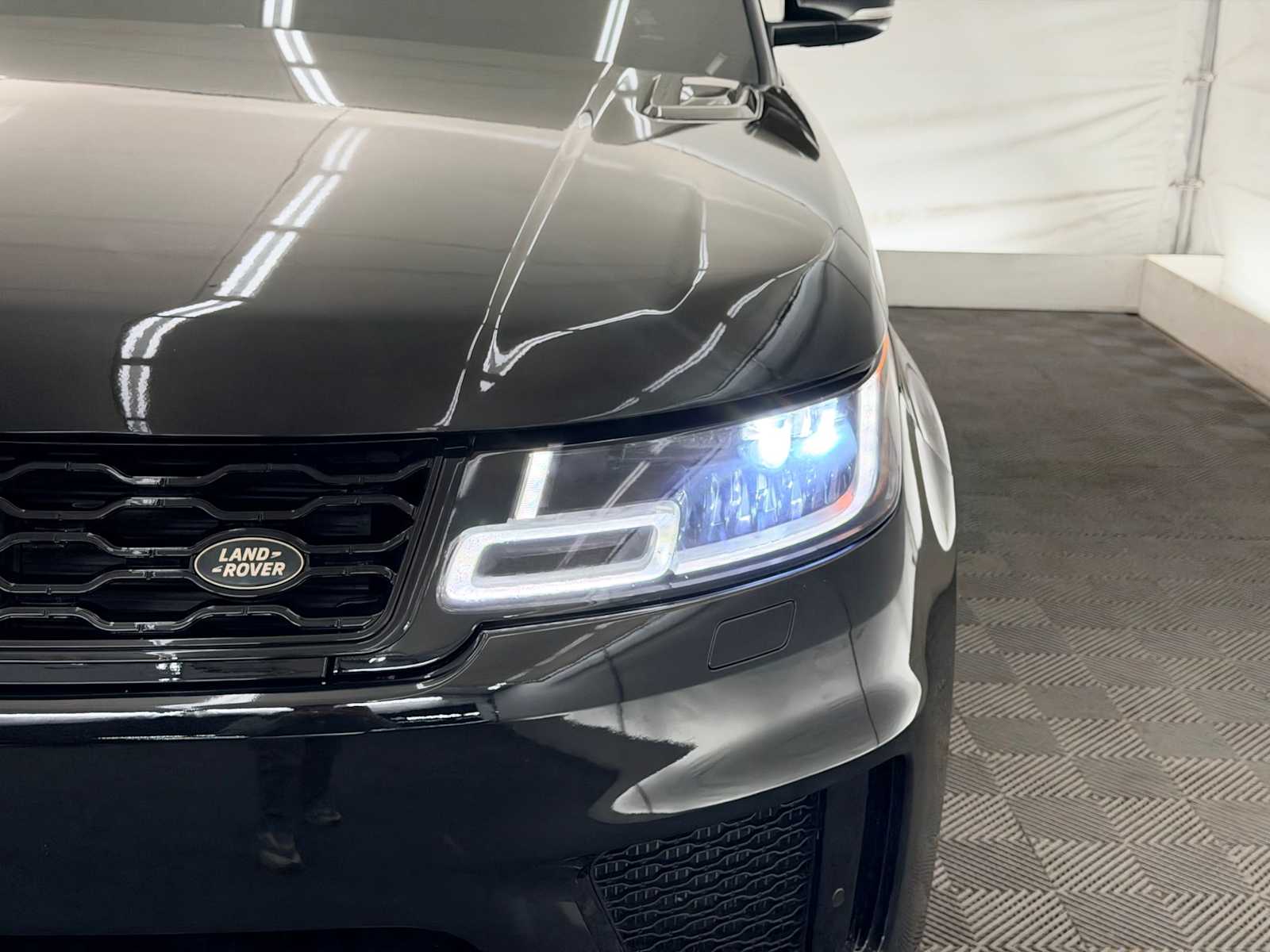 Thumbnail: 2018 Land Rover Range Rover Sport - 10