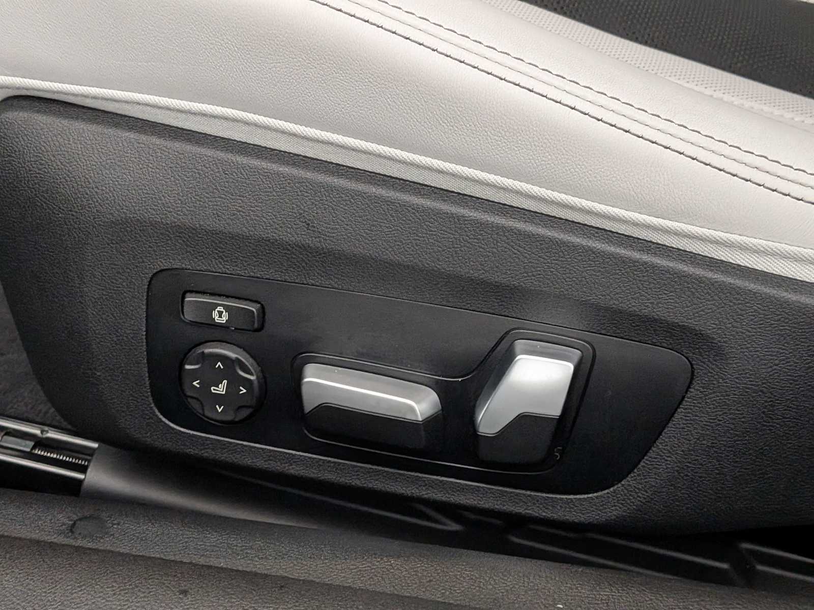 Thumbnail: 2024 BMW M4 - 18