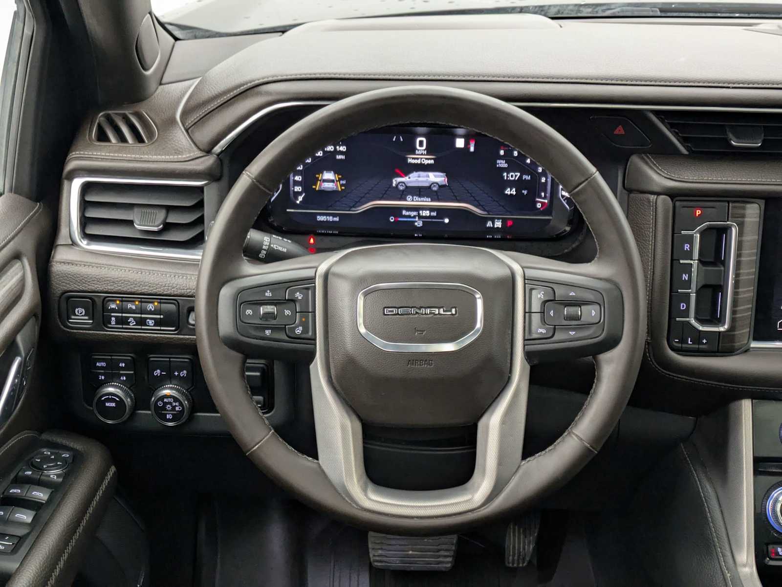 Thumbnail: 2023 GMC Yukon XL - 24