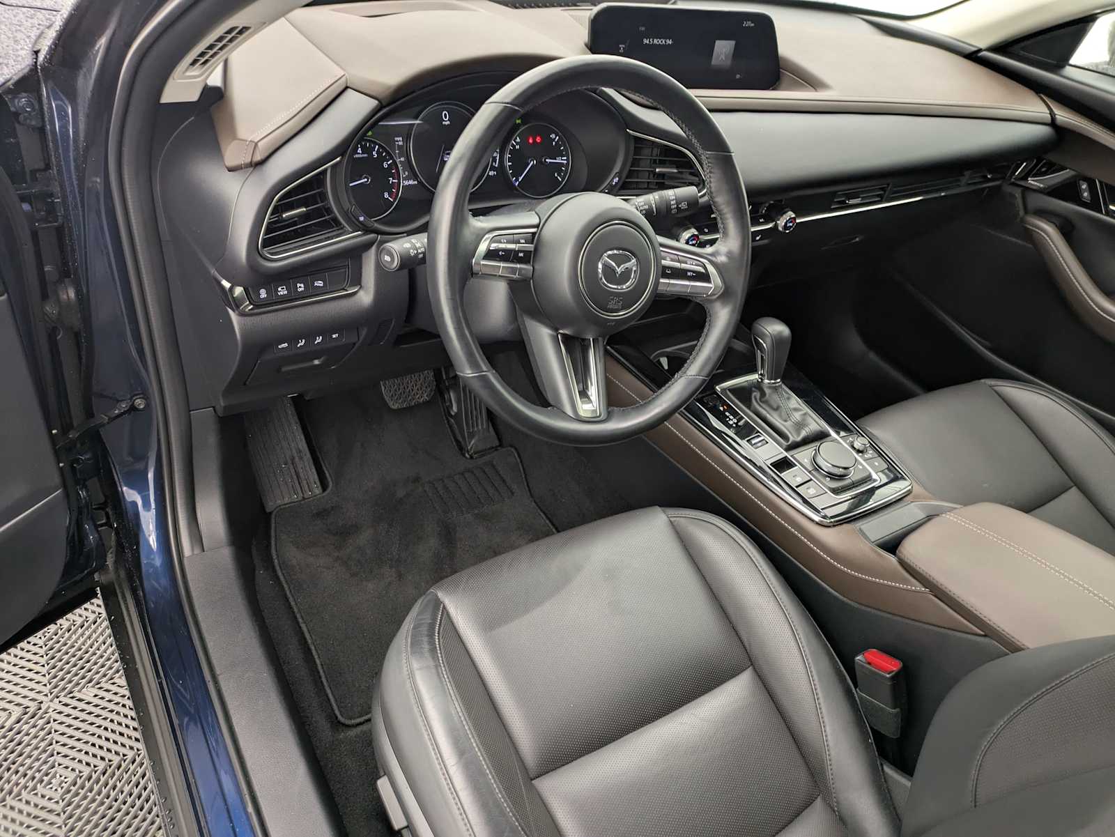 Thumbnail: 2022 Mazda CX-30 - 2