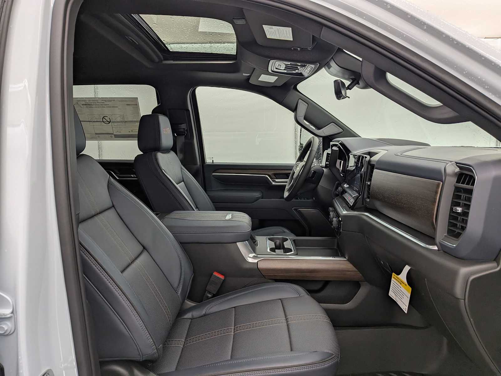 Thumbnail: 2026 Chevrolet Silverado 2500 - 25