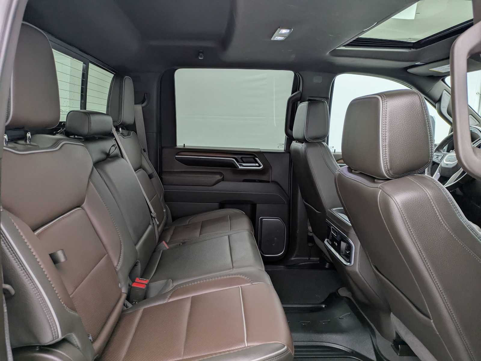 Thumbnail: 2025 GMC Sierra 2500 - 23