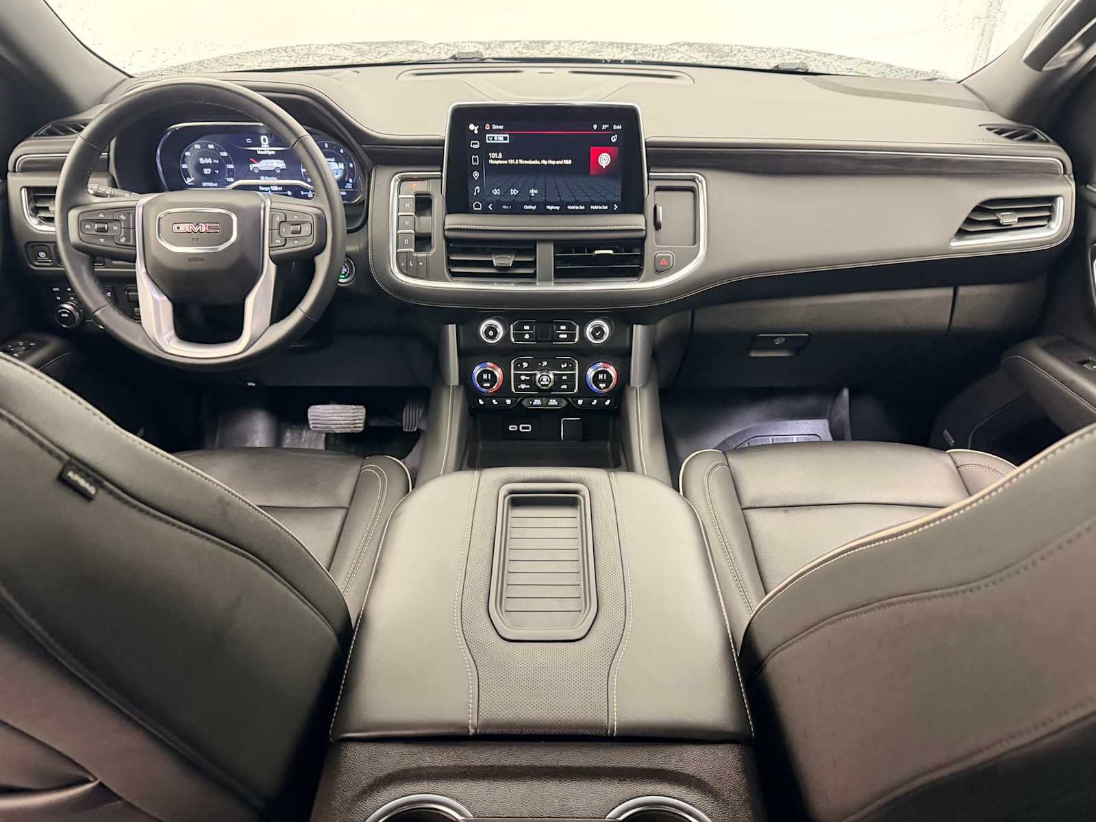 Thumbnail: 2024 GMC Yukon - 16