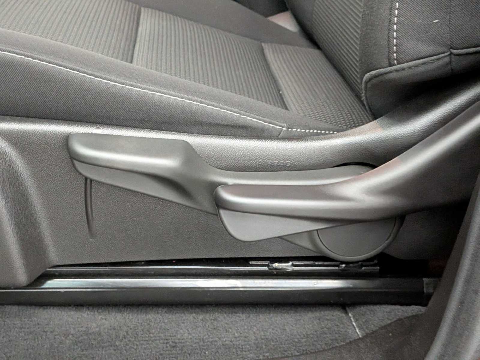 Thumbnail: 2024 GMC Canyon - 18