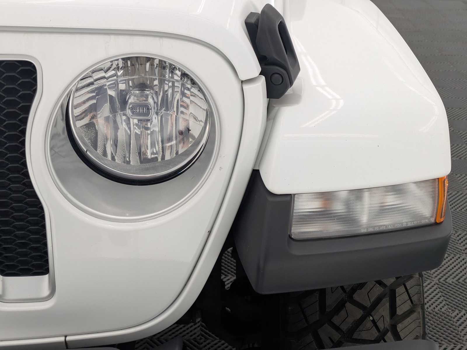 Thumbnail: 2023 Jeep Wrangler - 10
