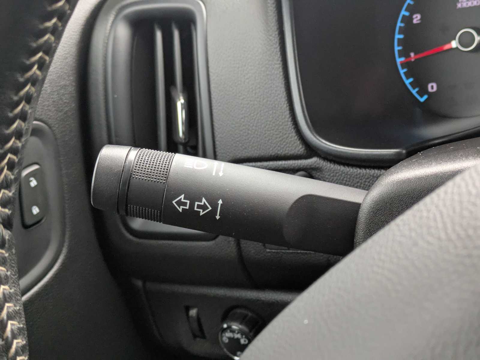 Thumbnail: 2018 Chevrolet Colorado - 26