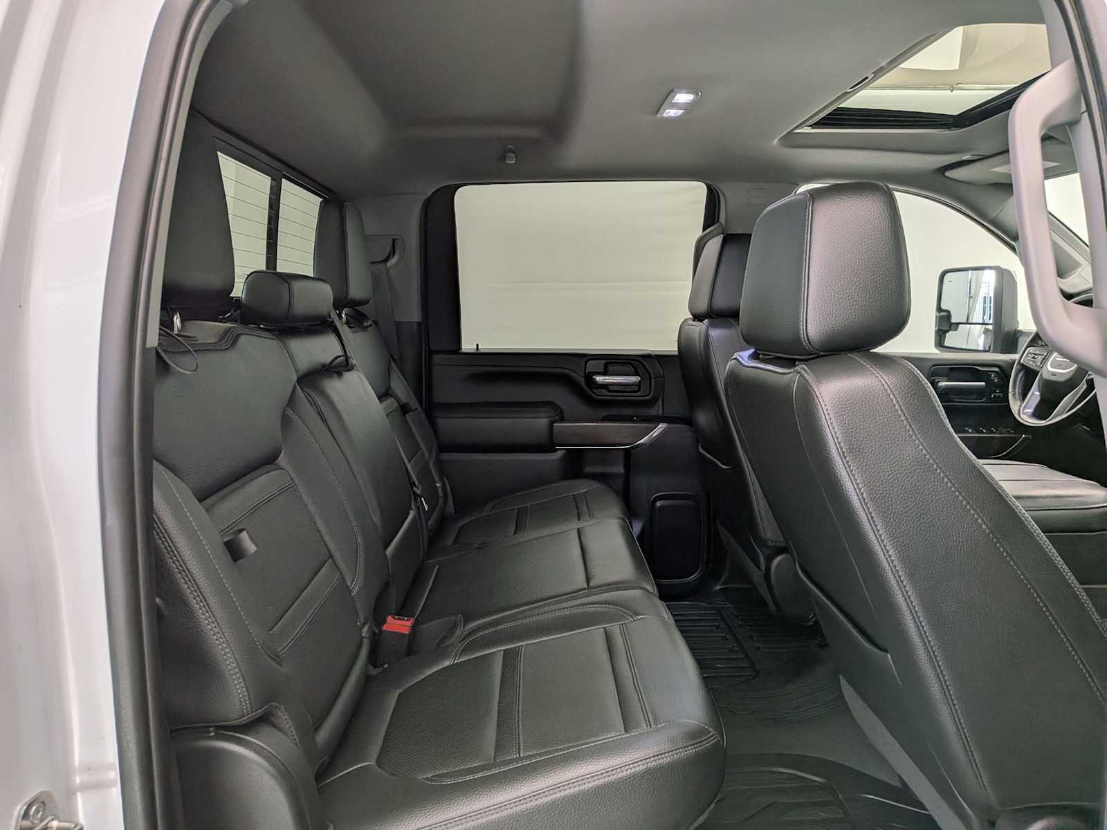 Thumbnail: 2023 GMC Sierra 3500 - 22