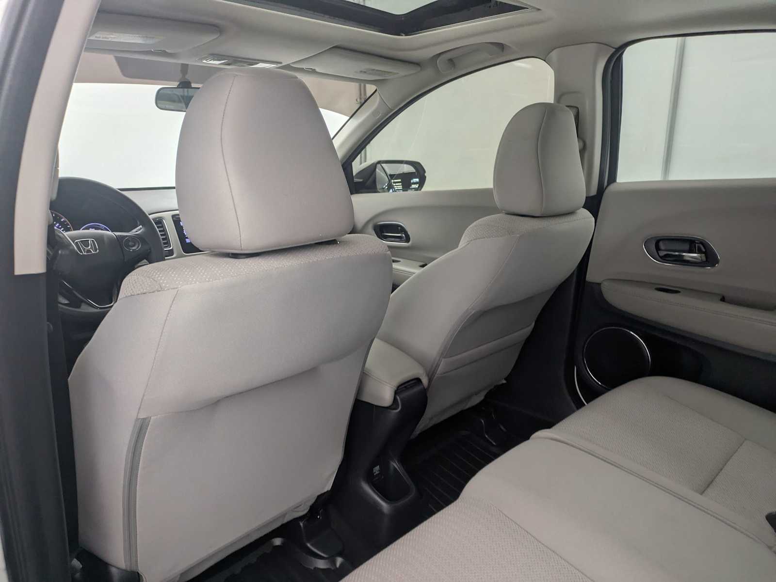 Thumbnail: 2018 Honda HR-V - 19