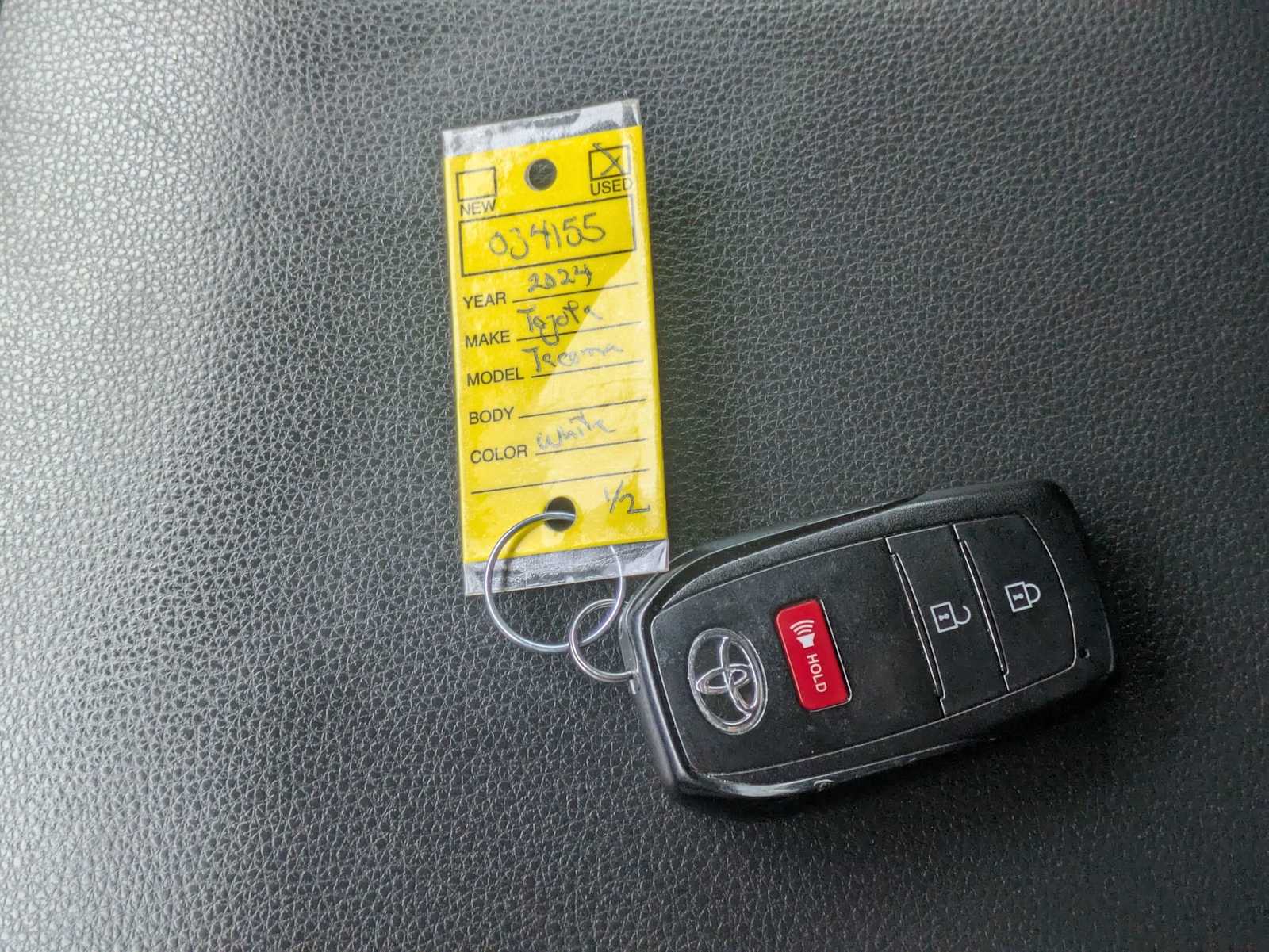 Thumbnail: 2024 Toyota Tacoma - 34