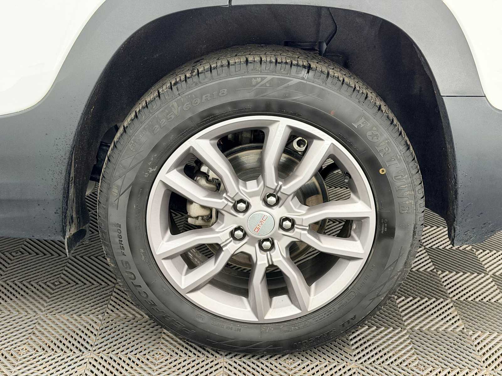 Thumbnail: 2024 GMC Terrain - 16