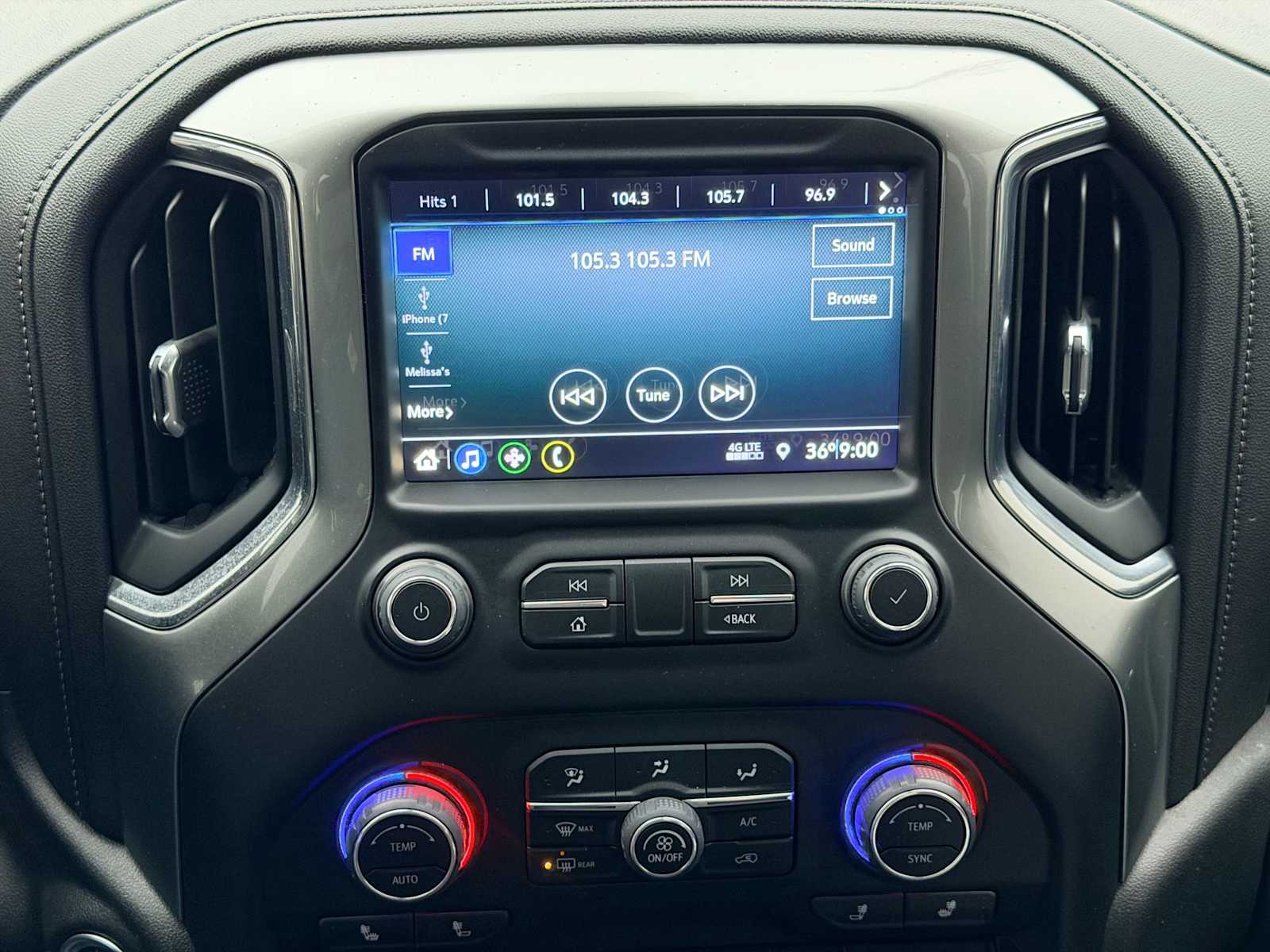 Thumbnail: 2021 Chevrolet Silverado 1500 - 28