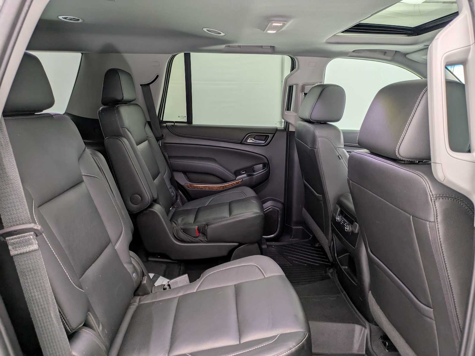 Thumbnail: 2020 Chevrolet Tahoe - 20