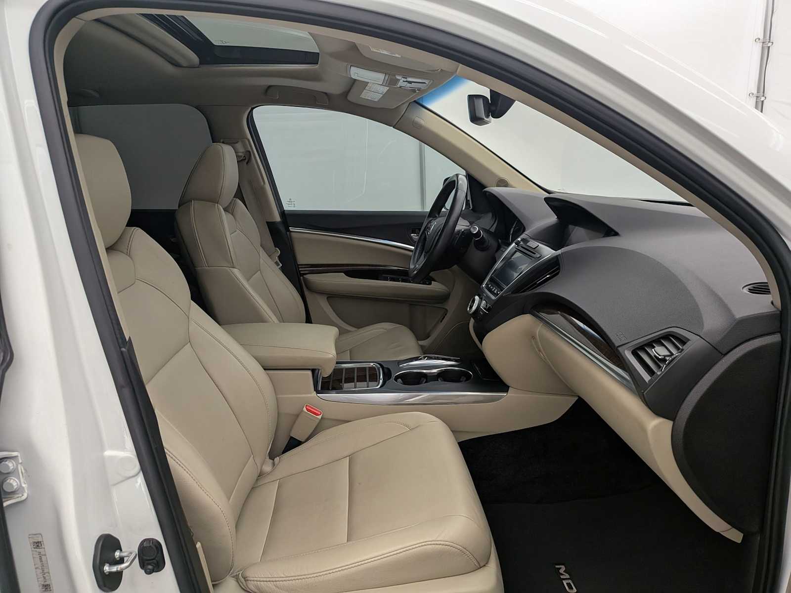 Thumbnail: 2018 Acura MDX - 22