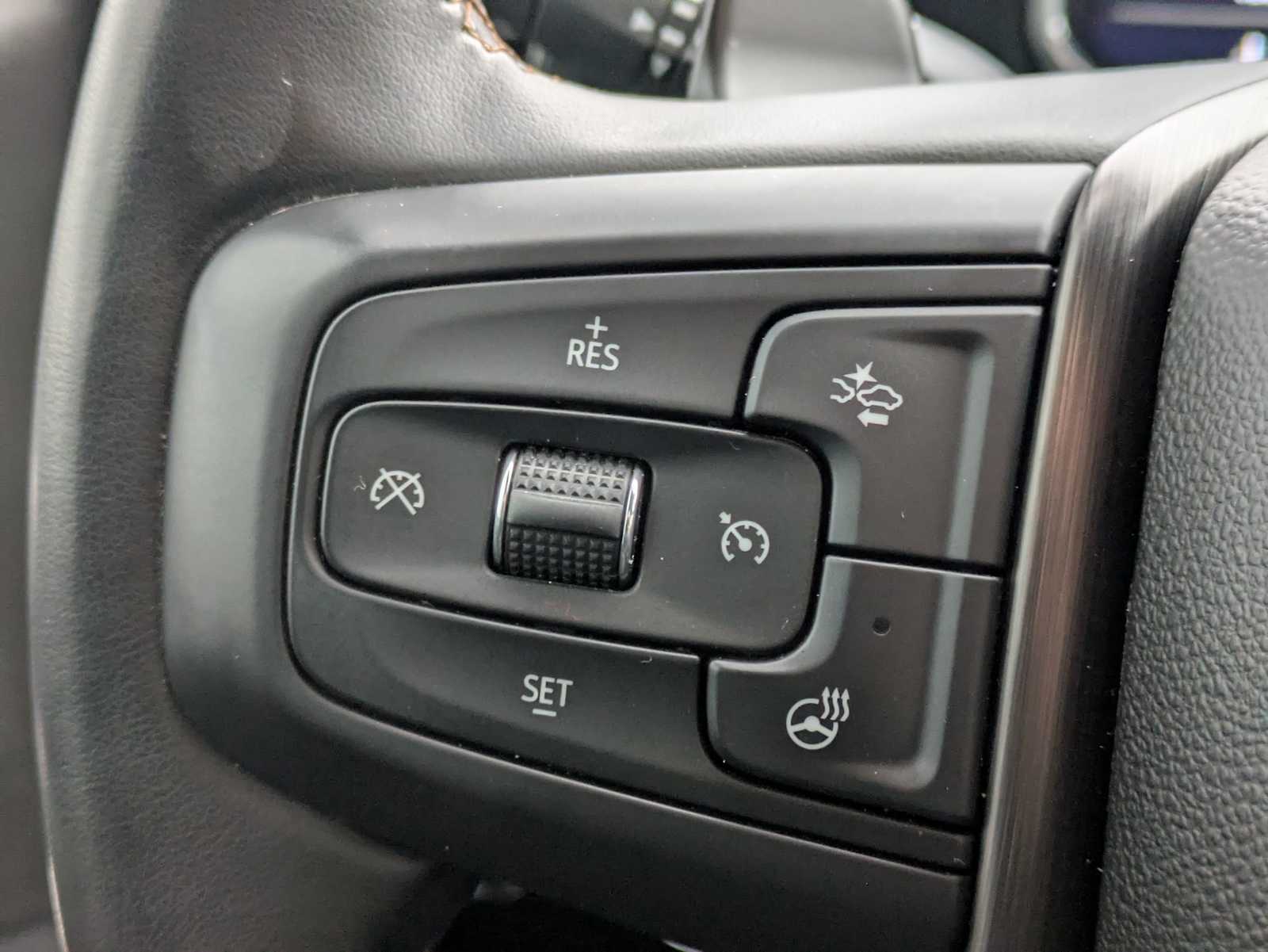 Thumbnail: 2023 GMC Sierra 1500 - 24