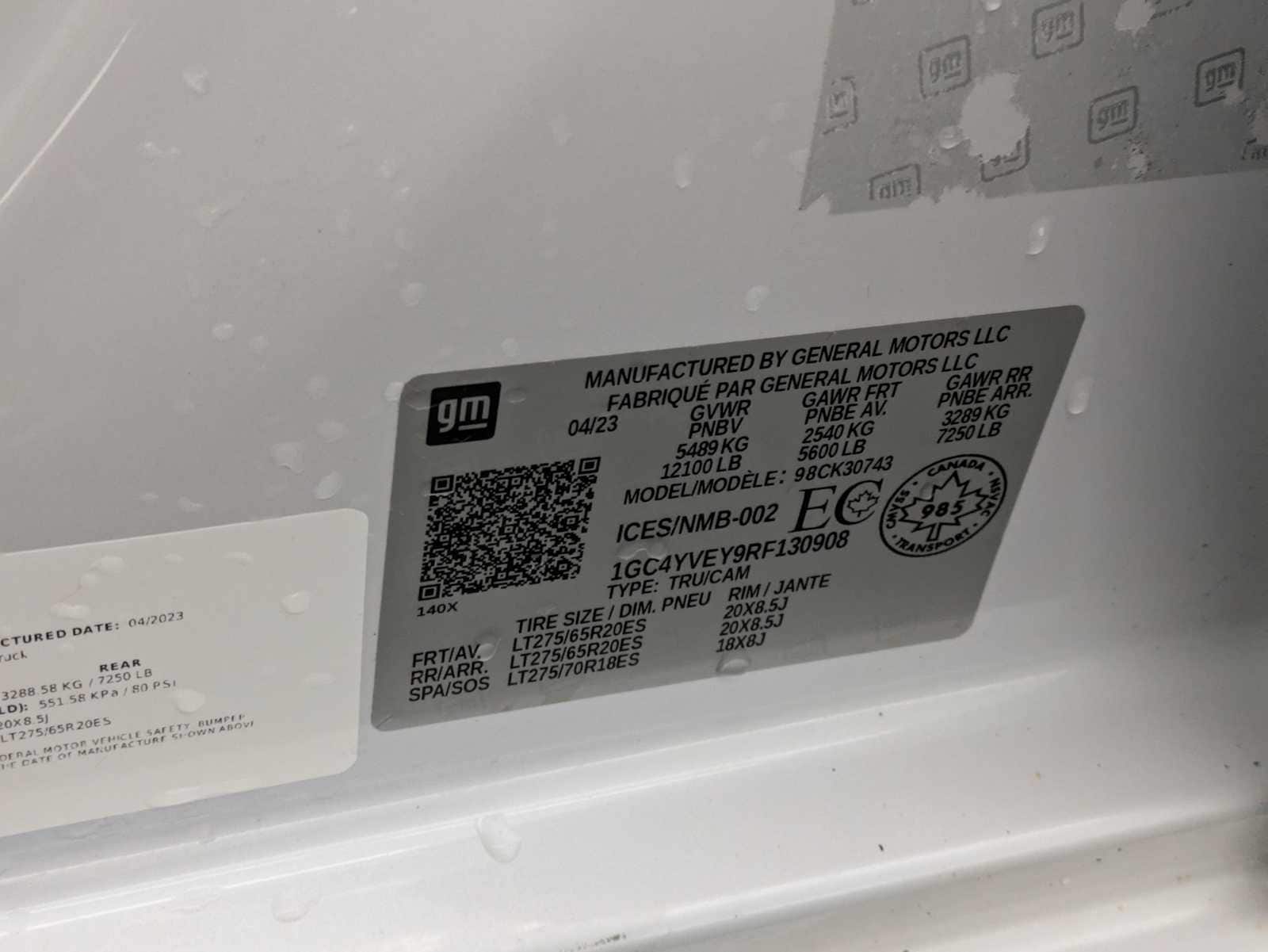 Thumbnail: 2024 Chevrolet Silverado 3500 - 35