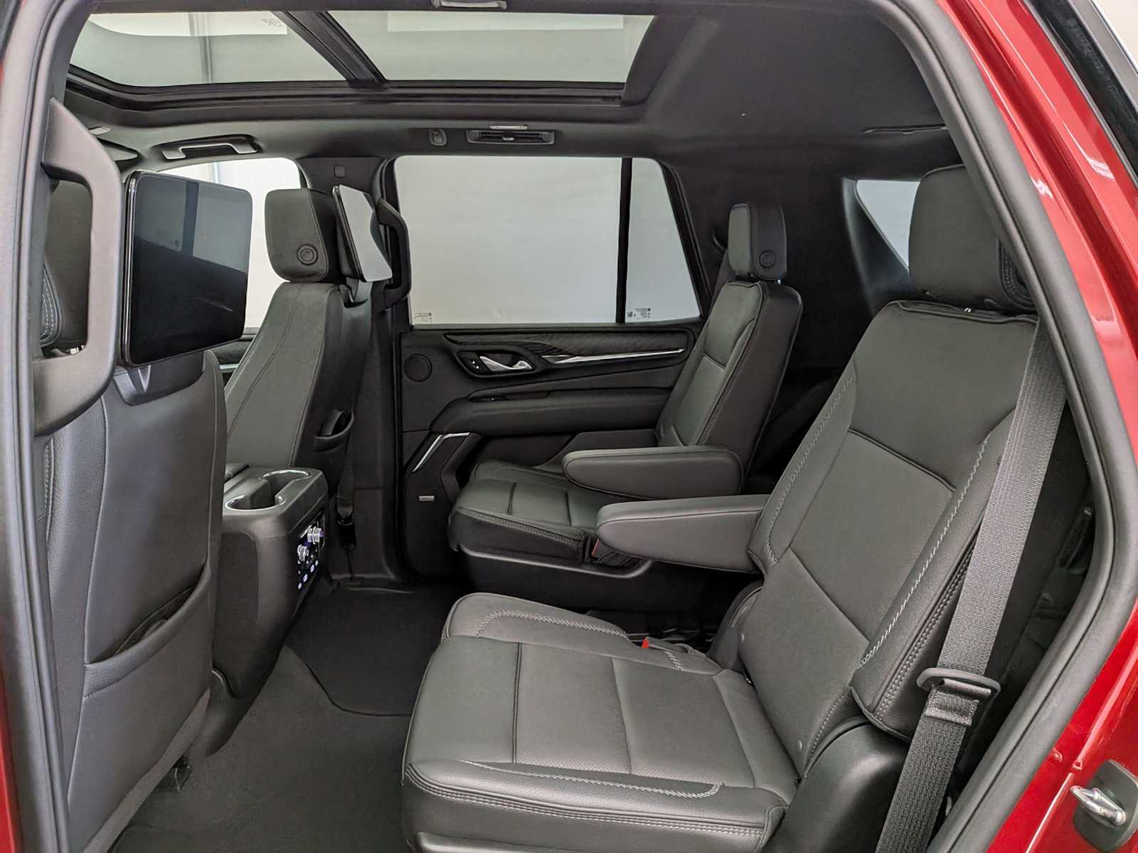 Thumbnail: 2024 GMC Yukon - 23