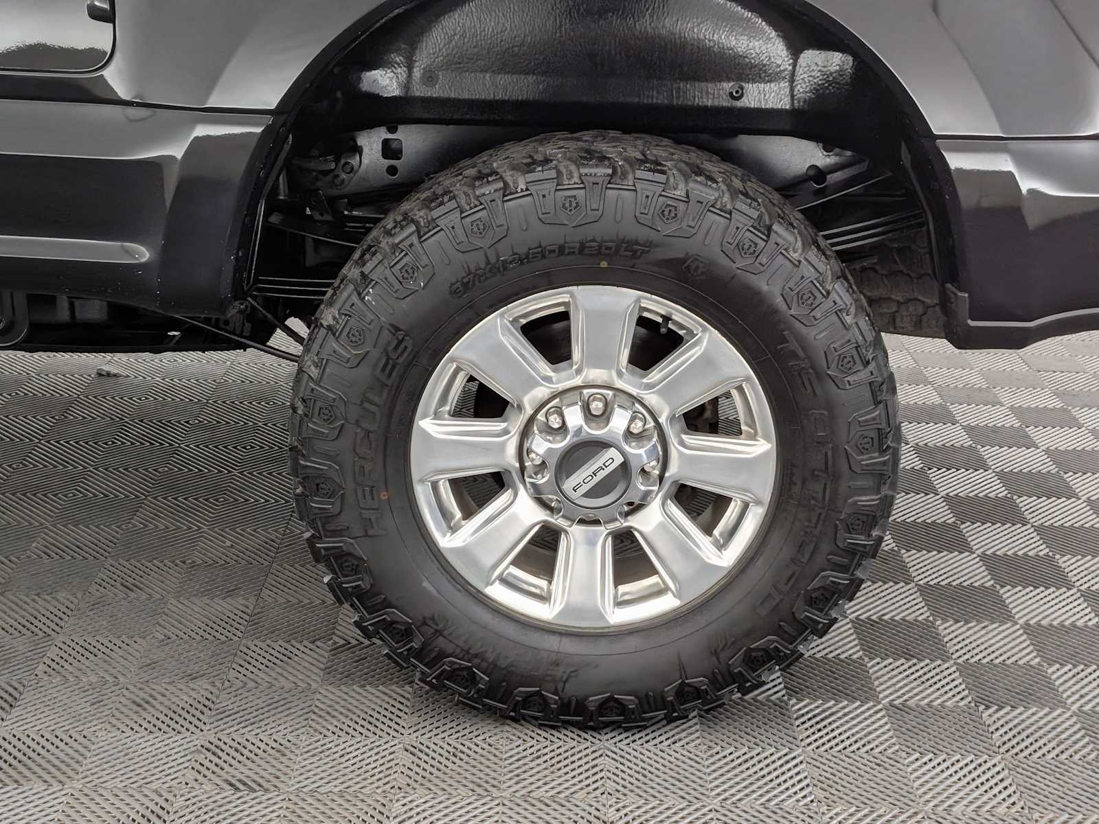 Thumbnail: 2017 Ford F-350 - 14