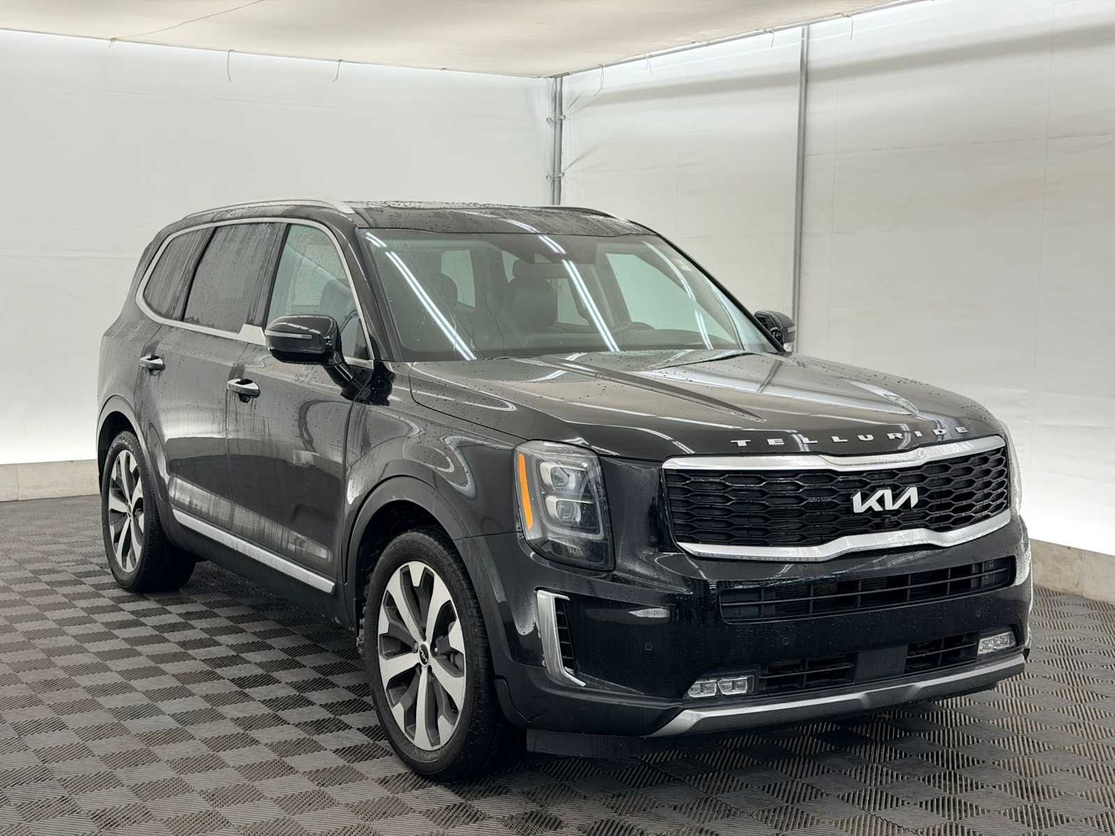 Thumbnail: 2022 Kia Telluride - 8
