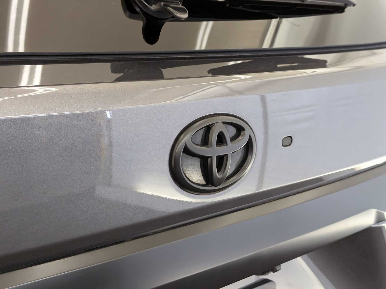 Thumbnail: 2024 Toyota Sequoia - 12