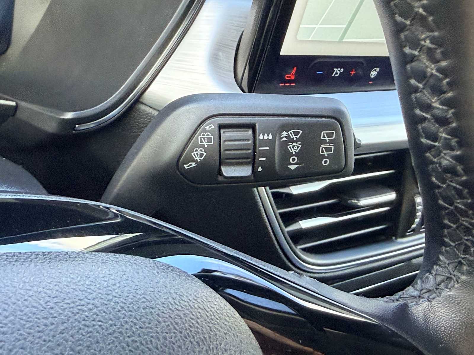 Thumbnail: 2024 Ford Escape - 25